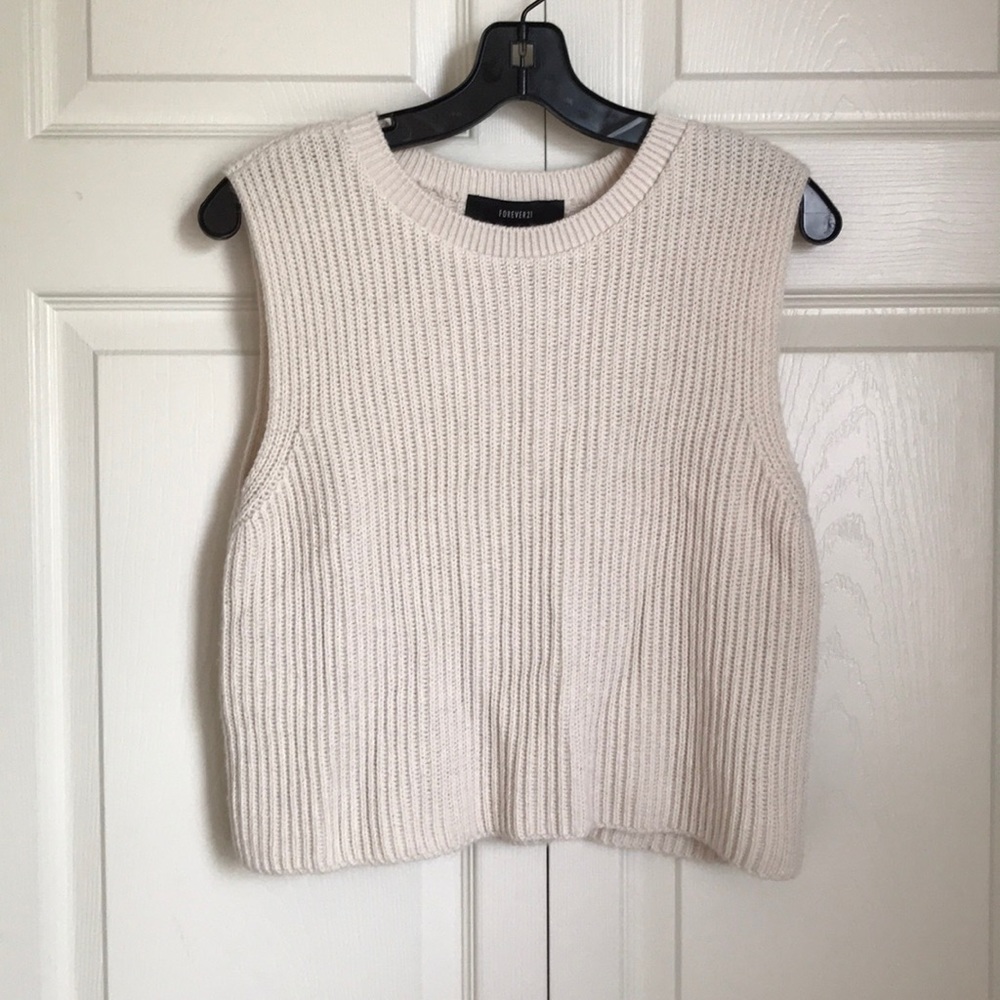 Forever 21 Cream Cropped Knit Sweater Tank M